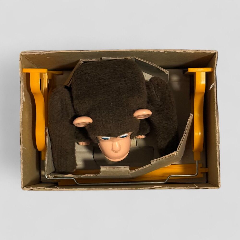 Vintage Happy Naughty Chimp by Daishin Original Box Included 60s Made in Japan - Picture 4 of 9